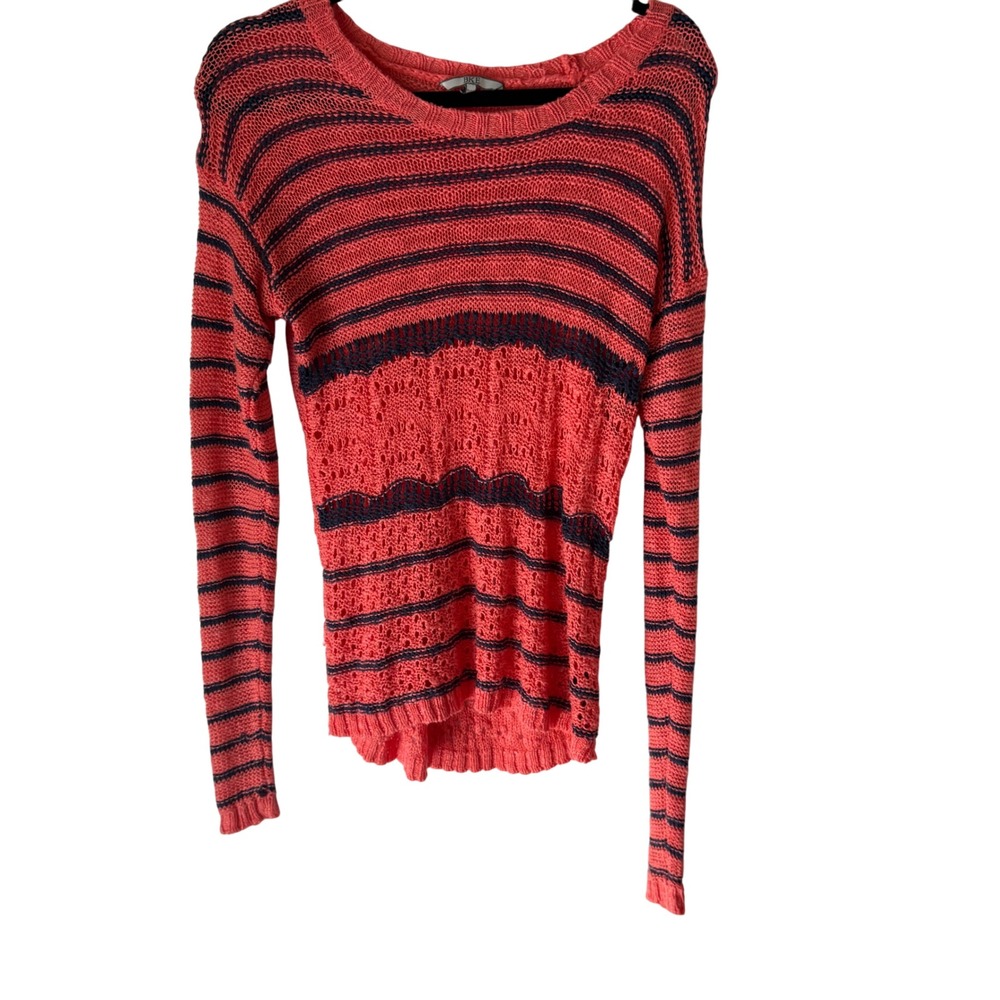 BKE Women's Size M Coral Pink & Blue Striped Open Knit Pullover Sweater‎ 2010s